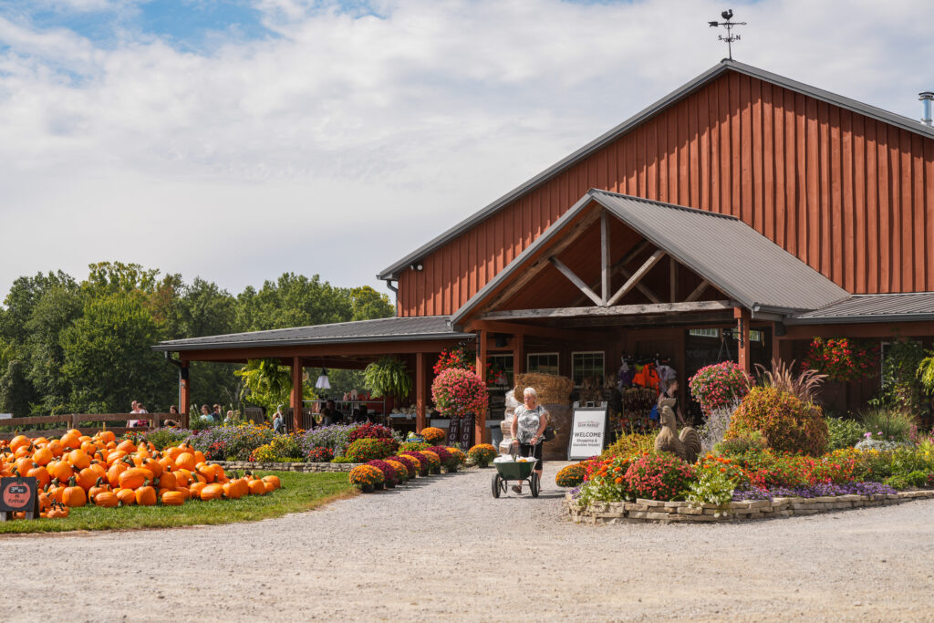 fall exterior market barn
